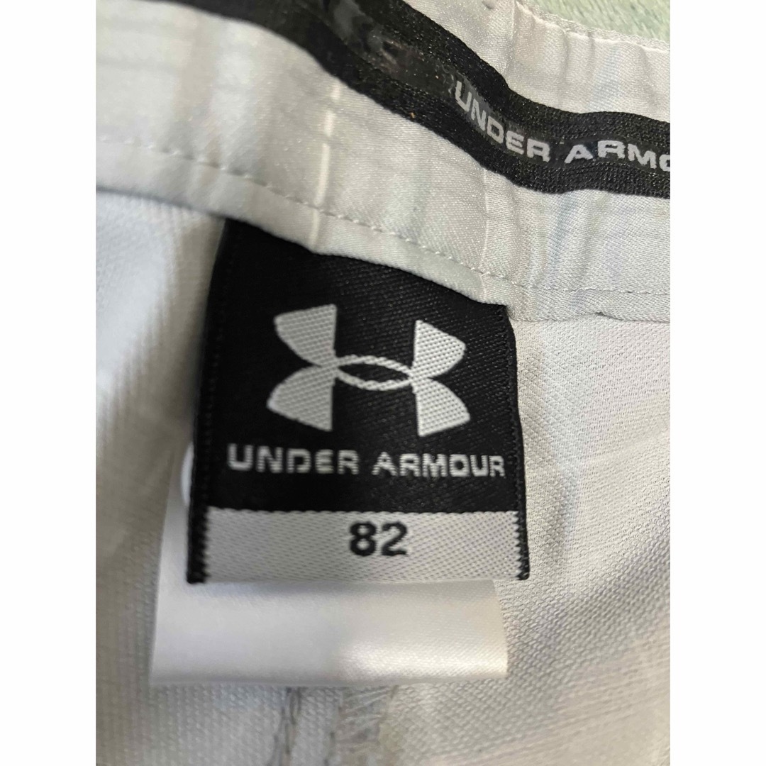 UNDER ARMOUR(アンダーアーマー)のアンダーアーマー  ヒートギア　チェックパターンパンツ MGF7200 ② メンズのパンツ(スラックス)の商品写真