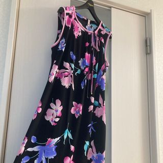 超美品　レオナール♡人気ワンピース　サイズ40