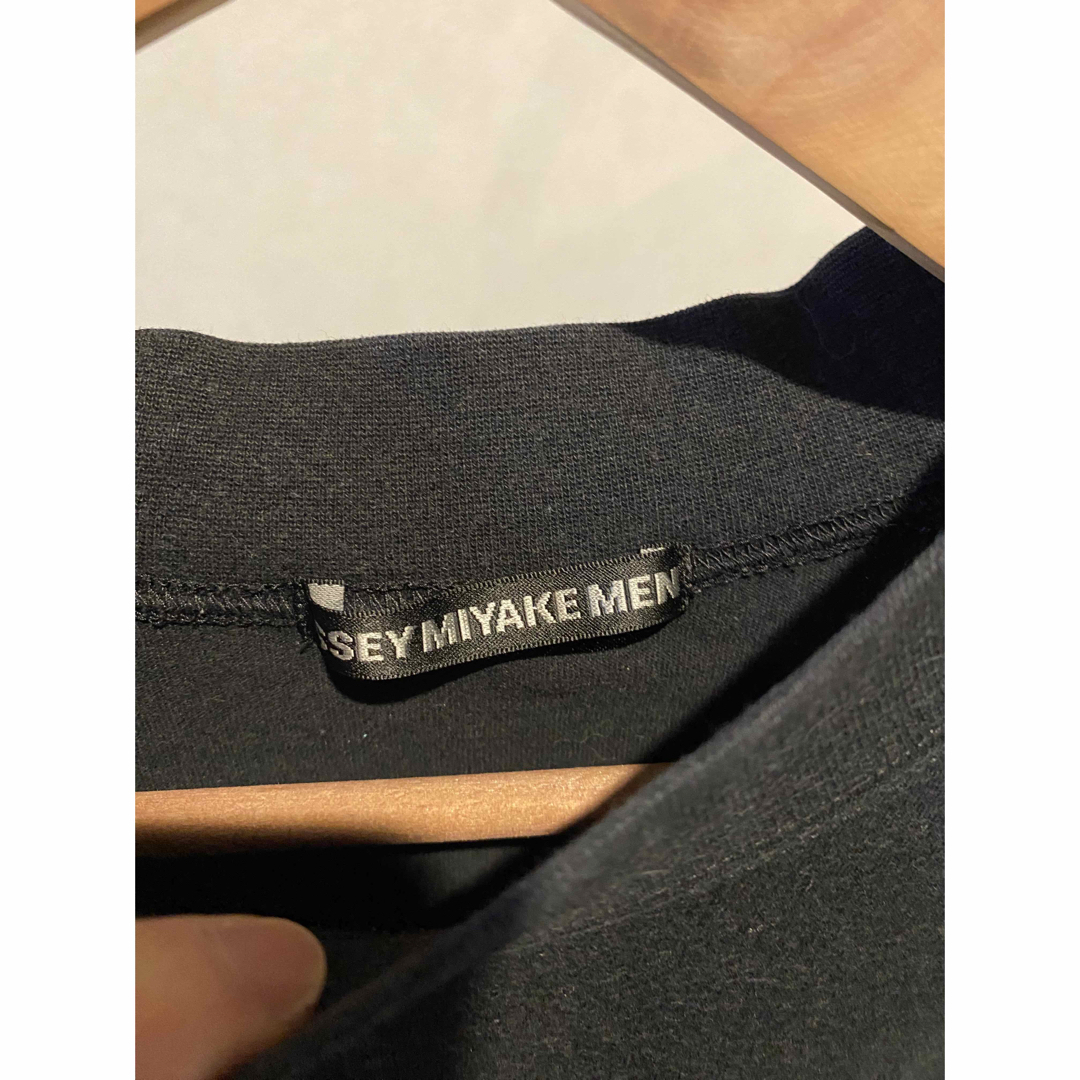 ISSEY MIYAKE MEN(イッセイミヤケメン)のISSEY MIYAKE MEN スティーブジョブズTシャツ メンズのトップス(Tシャツ/カットソー(七分/長袖))の商品写真