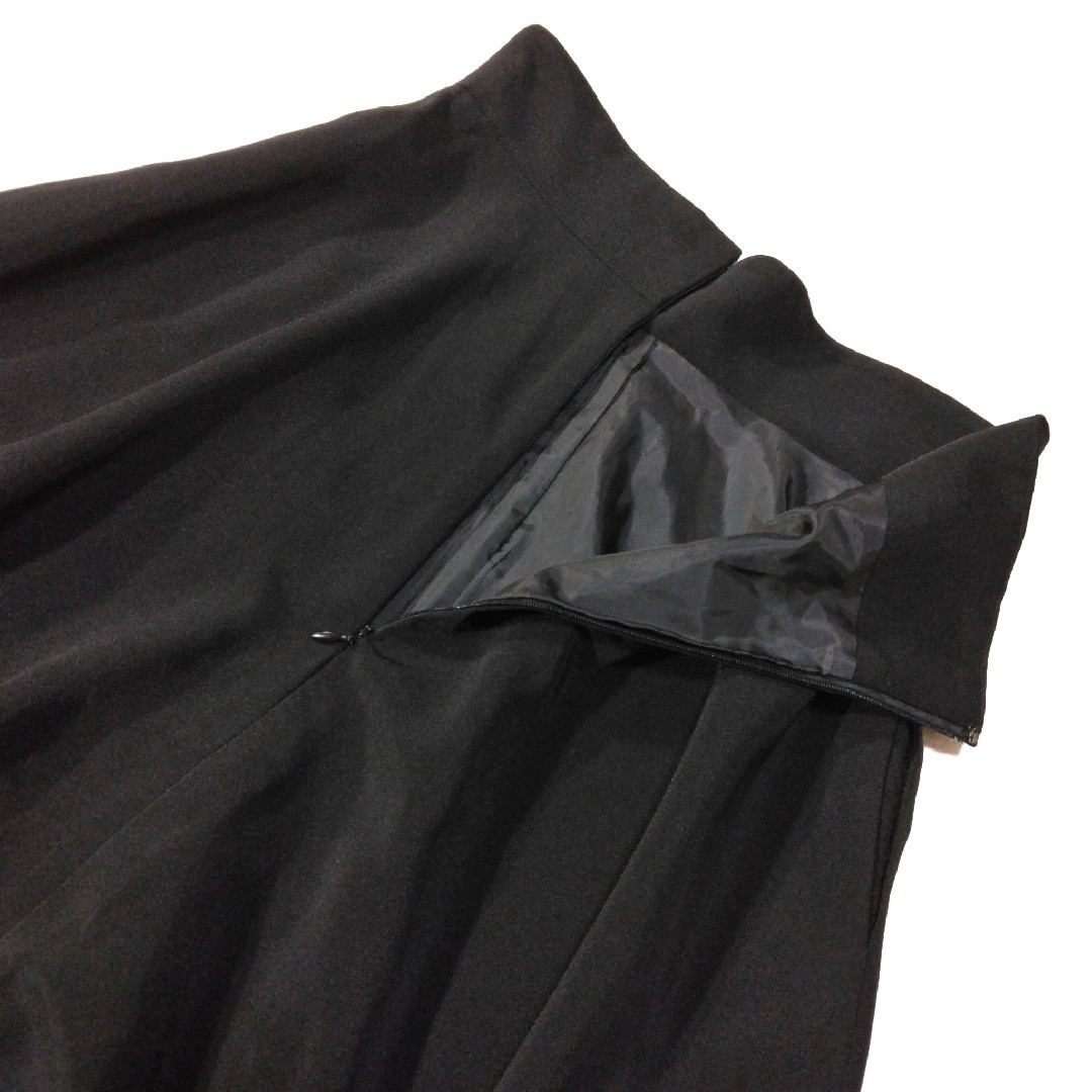 東京ソワール ✿ フレア ロングスカート М 黒 ブラック フォーマル 無地 レディースのスカート(ロングスカート)の商品写真