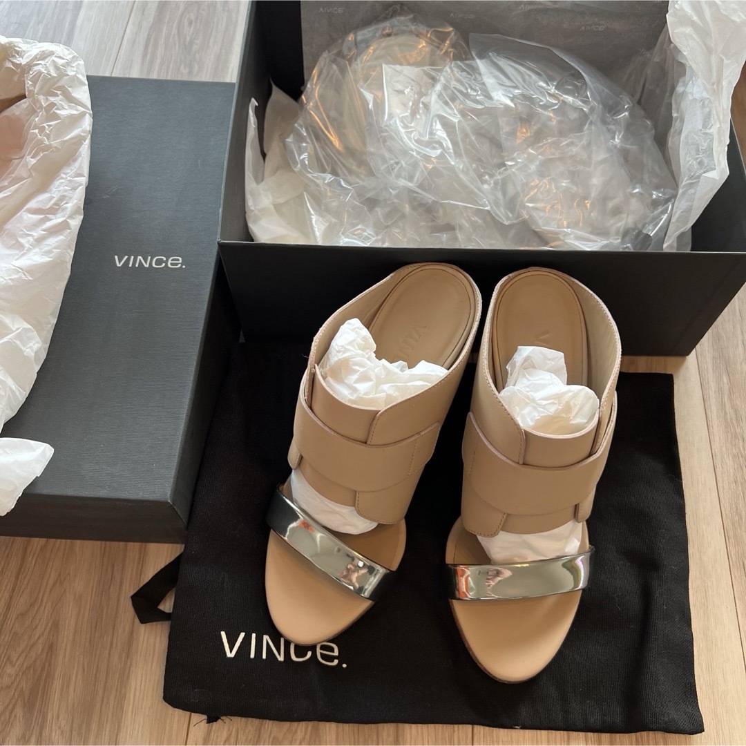 Vince(ビンス)の【新品未使用】　VINCE サンダル　35.5 レディースの靴/シューズ(サンダル)の商品写真