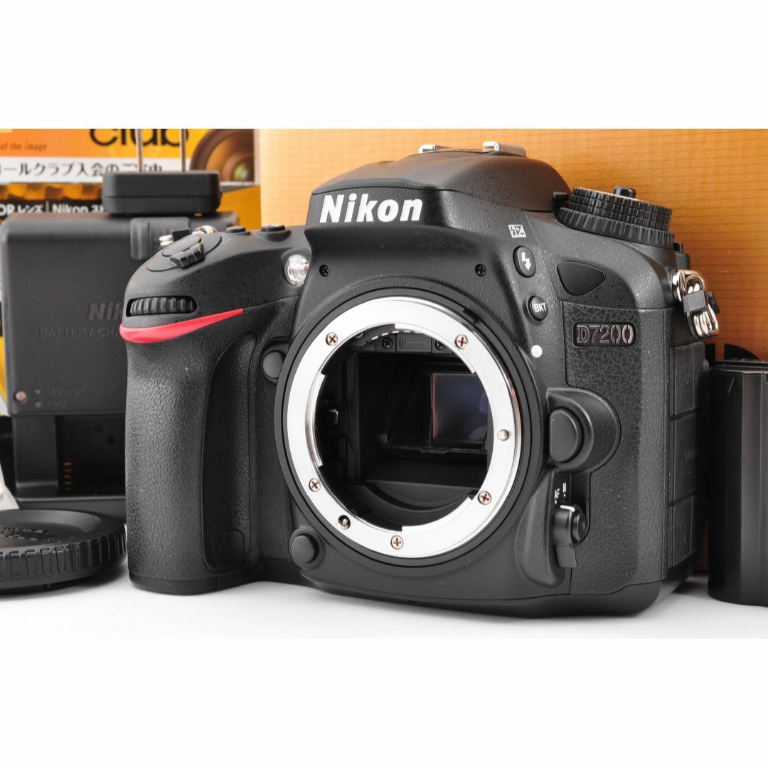 Nikon(ニコン)のNikon D7200 シャッター数 28803(19%) 元箱付 #FD03 スマホ/家電/カメラのカメラ(デジタル一眼)の商品写真