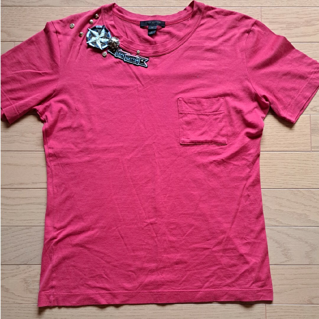 LOUIS VUITTON(ルイヴィトン)のルイヴィトン　Tシャツ　正規品 レディースのトップス(Tシャツ(半袖/袖なし))の商品写真