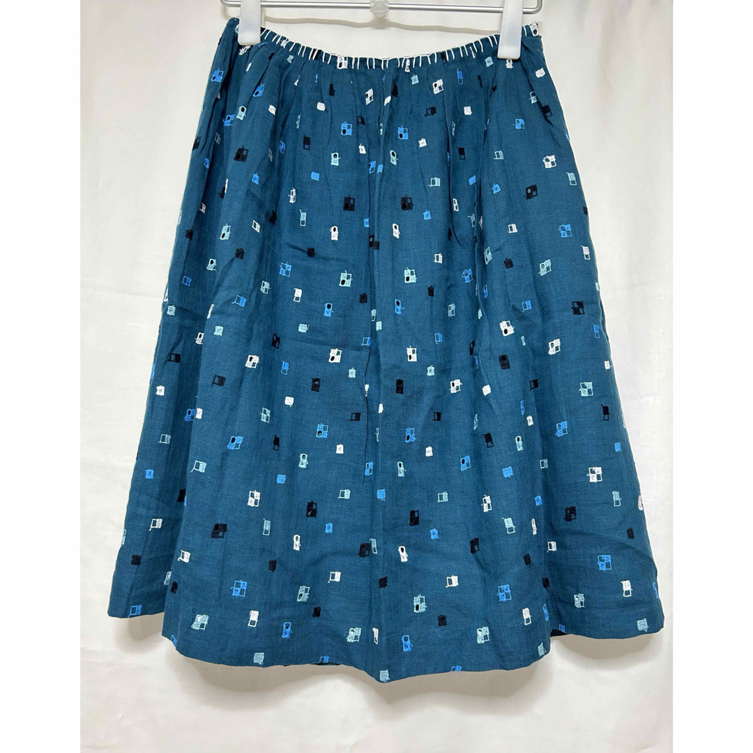 mina perhonen(ミナペルホネン)のkomadoミナペルホネン　minaperhonen スカート　38 レディースのスカート(ひざ丈スカート)の商品写真