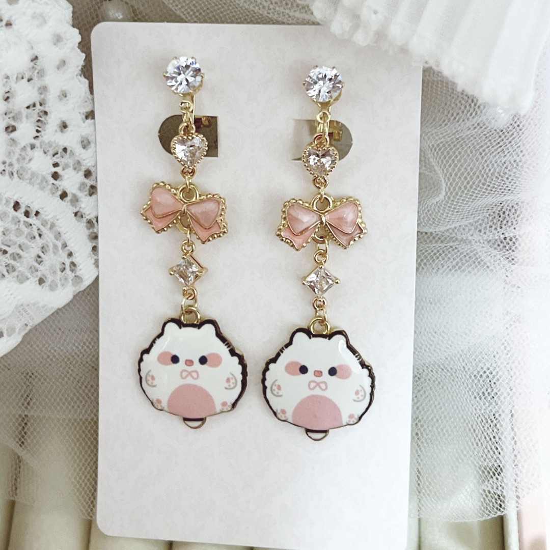 ピンクෆ˚*ねこ　ジルコニア♡ ハンドメイド　ピアス　イヤリング ハンドメイドのアクセサリー(イヤリング)の商品写真