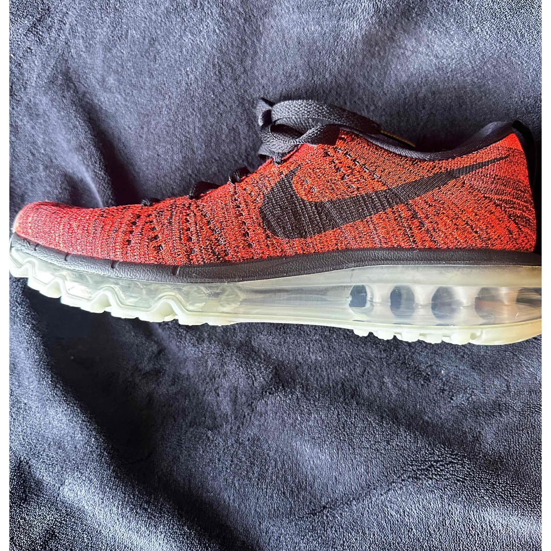 NIKE(ナイキ)の✴︎美品✴︎NIKE・FLYKNITMAX・25.5cmスニーカー メンズの靴/シューズ(スニーカー)の商品写真