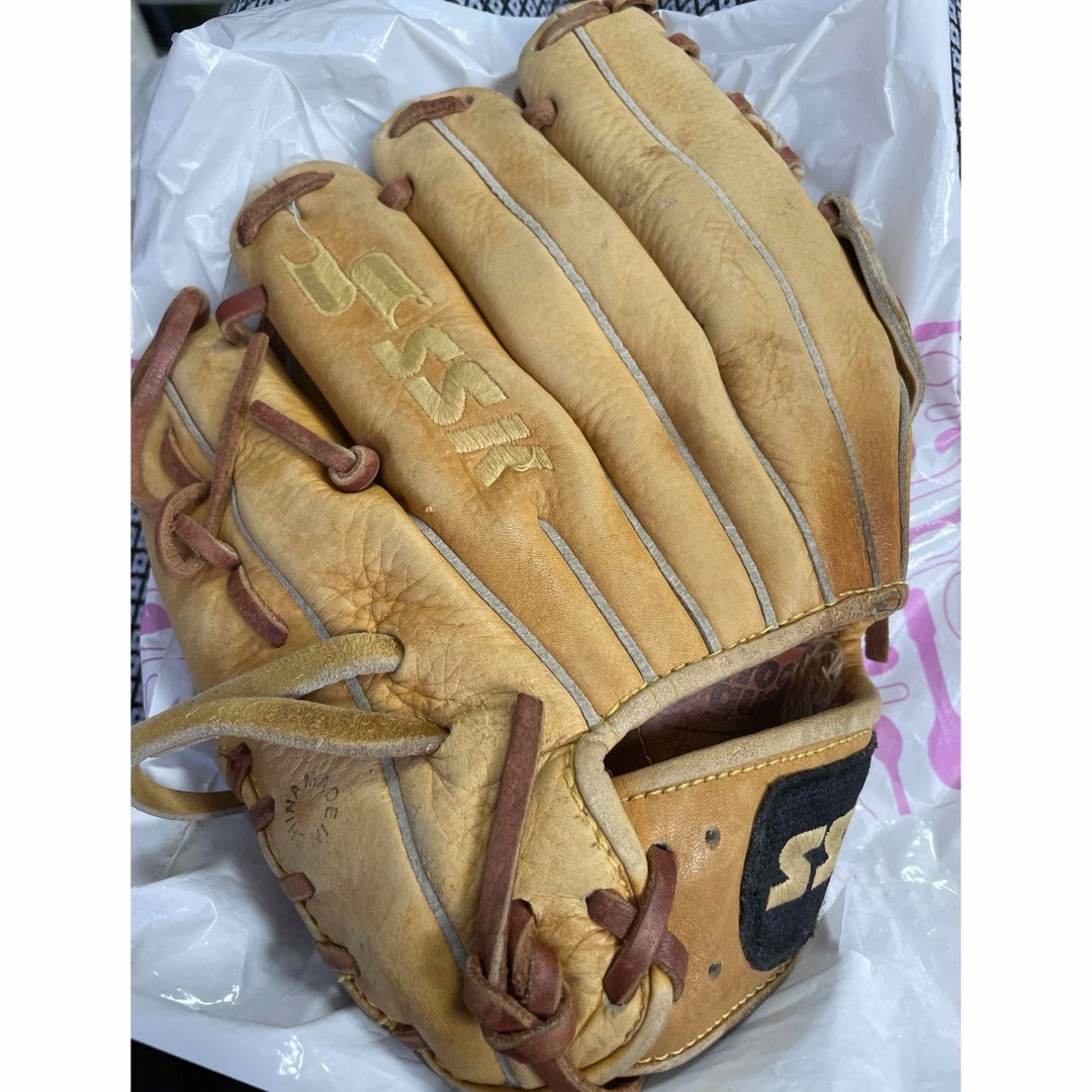 SSK(エスエスケイ)のグローブ スポーツ/アウトドアの野球(グローブ)の商品写真