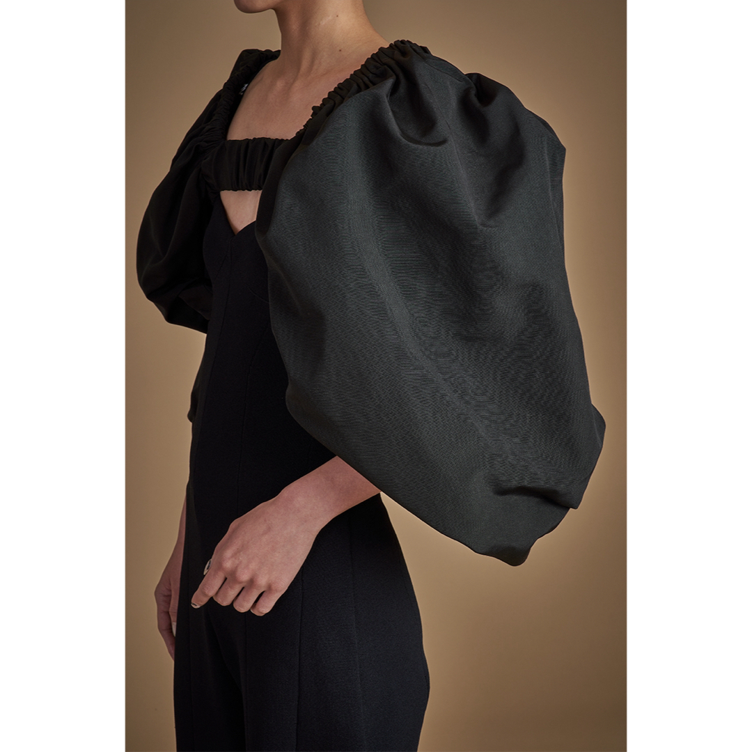 HAENGNAE / ヘンネ OMOCHI APRON / Black HAENGNAE / ヘンネ OMOCHI APRON / Black