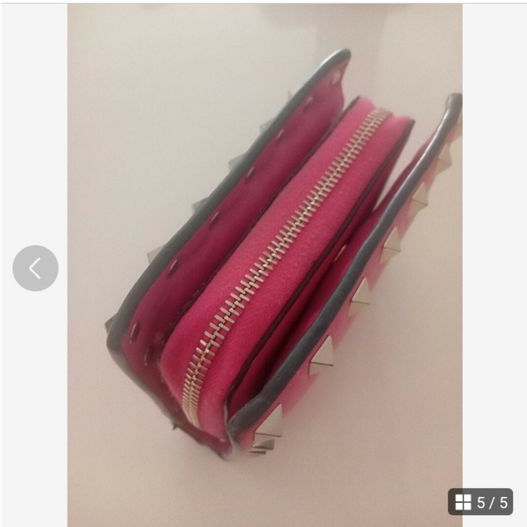 valentino garavani(ヴァレンティノガラヴァーニ)のVALENTINO　財布 レディースのファッション小物(財布)の商品写真