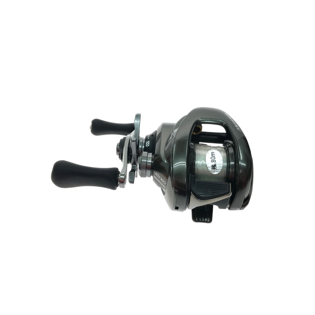 SHIMANO(シマノ)の▼▼SHIMANO シマノ ベイトリール 23メタニウム 101XG  箱・説明書付 046147 スポーツ/アウトドアのフィッシング(リール)の商品写真