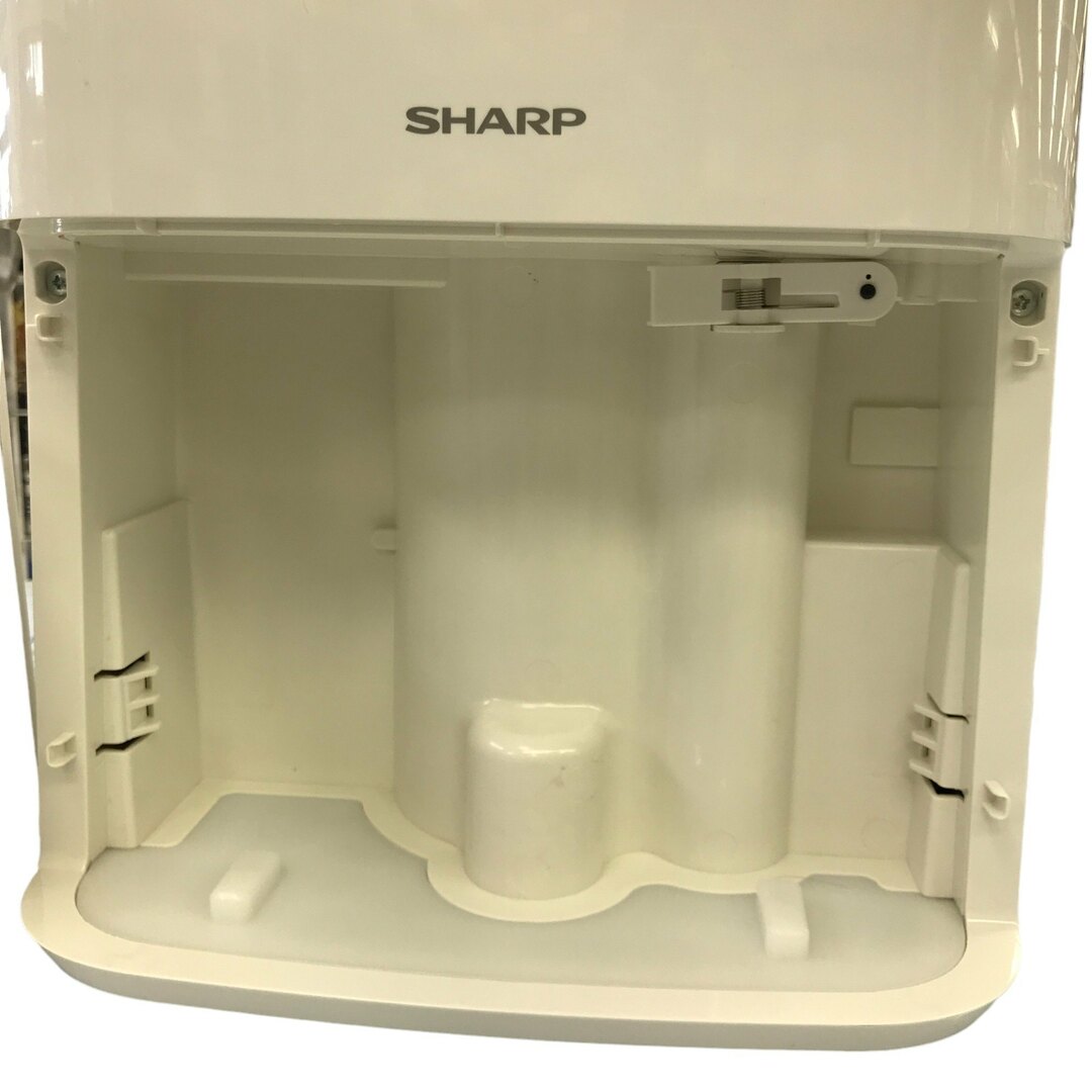 SHARP(シャープ)のシャープ SHARP CV-H71-W コンプレッサー式除湿機 プラズマクラスター搭載 ホワイト CV-H71-W 中古 Y1 スマホ/家電/カメラの生活家電(加湿器/除湿機)の商品写真