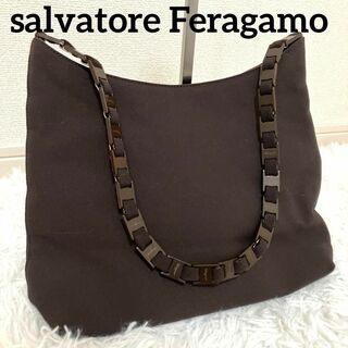 Salvatore Ferragamo - 世界的高級ブランド　サルヴァトーレフェラガ　ハンドバッグ　チェーンショルダー