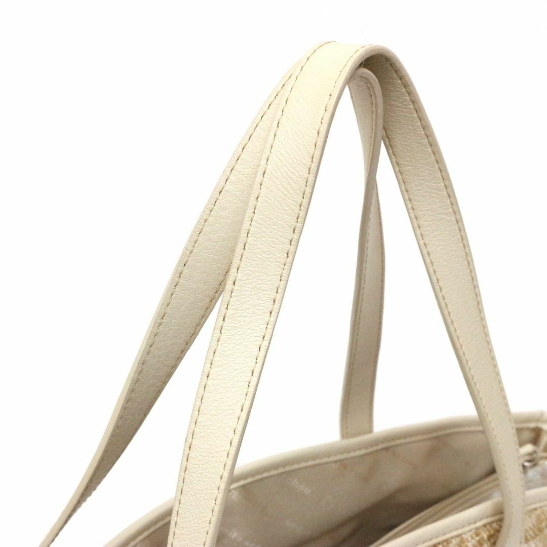 mila schon(ミラショーン)のミラショーン ハンドバッグ バックル シルバー金具 レザー ホワイト アイボリー レディースのバッグ(ハンドバッグ)の商品写真