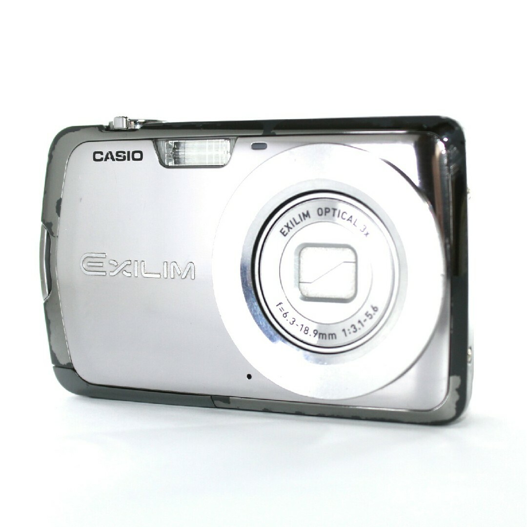 CASIO(カシオ)のCASIO EXILIM CARD EX-Z1 シルバー コンデジ✨完動品✨ スマホ/家電/カメラのカメラ(コンパクトデジタルカメラ)の商品写真