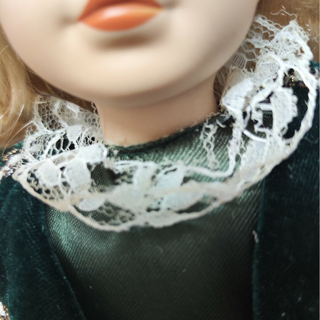 お人形 詳細は不明 エンタメ/ホビーのおもちゃ/ぬいぐるみ(ぬいぐるみ)の商品写真