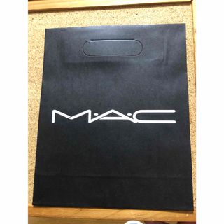 最新未使用MAC ショッパー ショップ袋 お手提げ紙袋(バッグ)