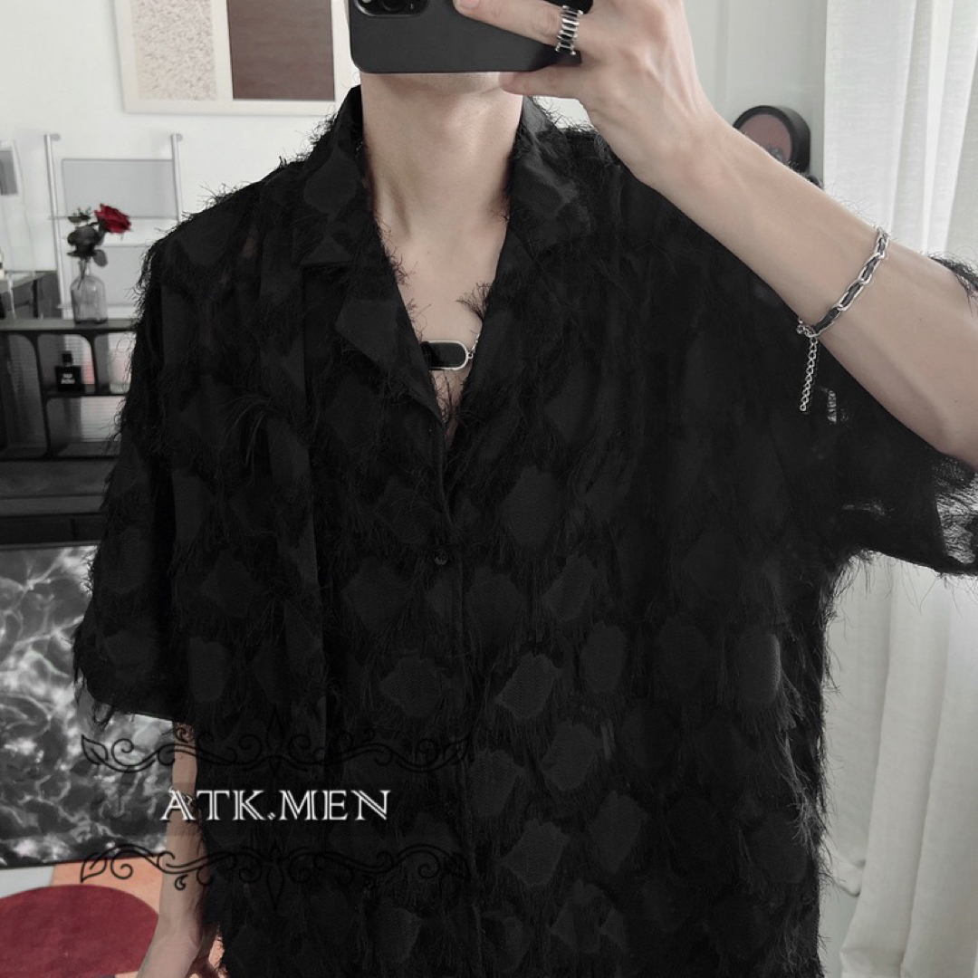 メンズ　白　黒　ブラック　ホワイト　シャツ　長袖　シャツ　ビジュアル　芸術 メンズのトップス(シャツ)の商品写真