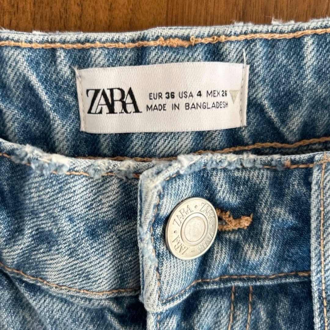 ZARA(ザラ)のZARA TRFデニム9号 レディースのパンツ(デニム/ジーンズ)の商品写真