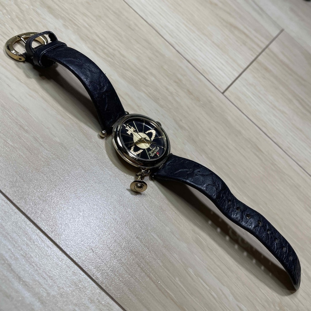 Vivienne Westwood(ヴィヴィアンウエストウッド)のVivienne Westwood レディース 腕時計 レディースのファッション小物(腕時計)の商品写真