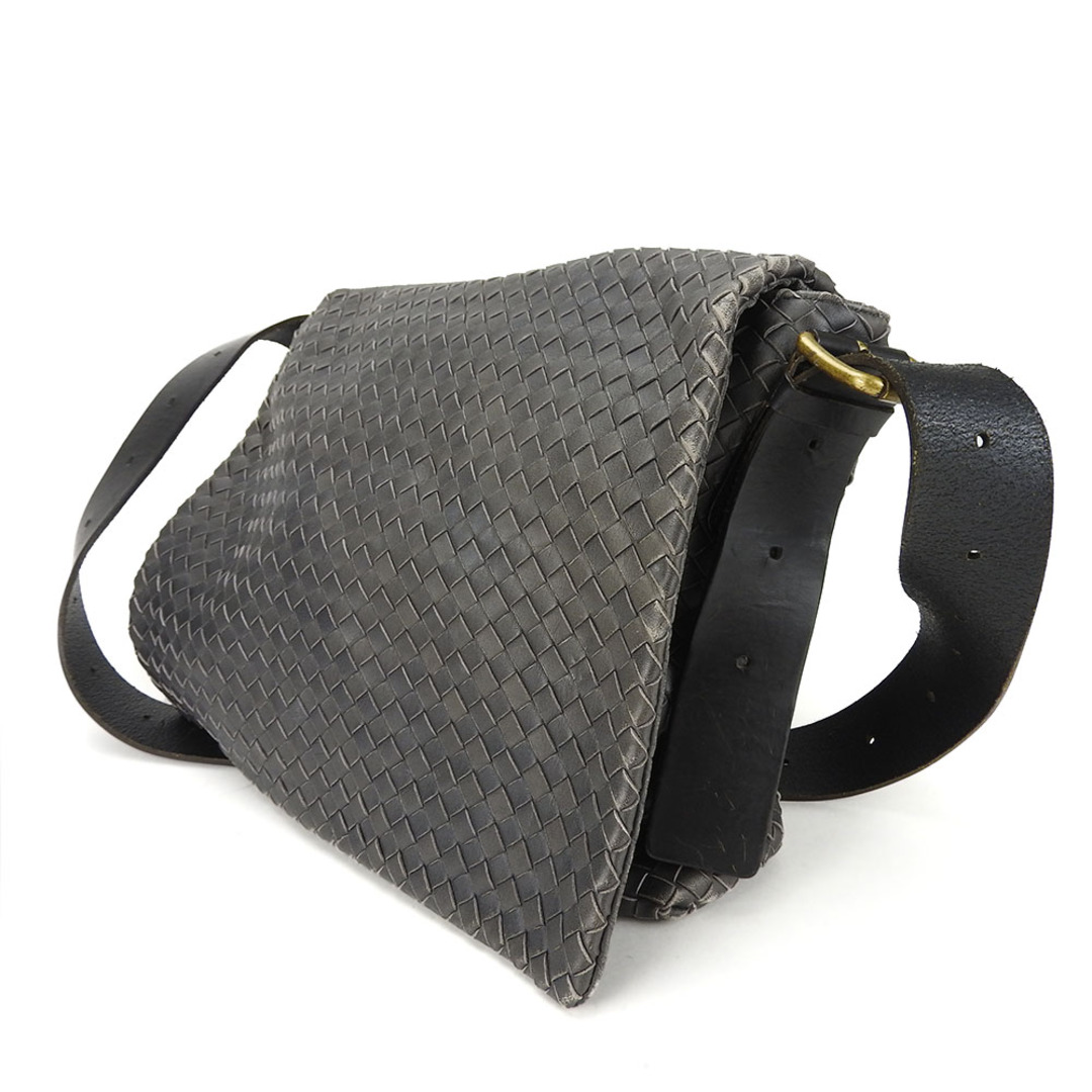 Bottega Veneta(ボッテガヴェネタ)の【中古】 ボッテガヴェネタ ショルダーバッグ イントレチャート 161314 レザー ダークグレー ゴールド金具 斜め掛け レディース メンズ BOTTEGAVENETA レディースのバッグ(ショルダーバッグ)の商品写真