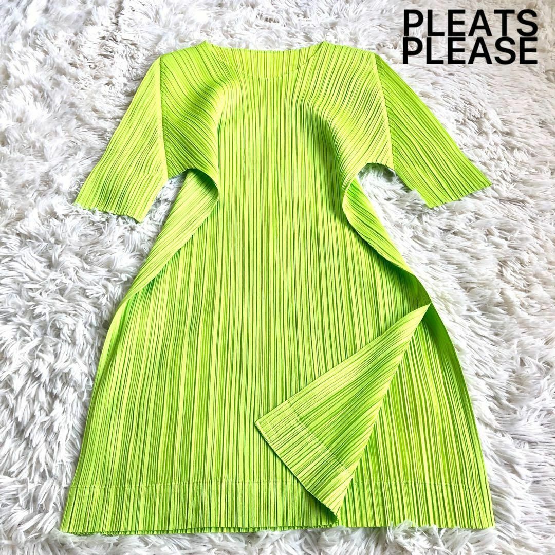 PLEATS PLEASE ISSEY MIYAKE(プリーツプリーズイッセイミヤケ)のおまとめ　プリーツプリーズ ワンピース ライム L スリット　グレーチュニック レディースのワンピース(ひざ丈ワンピース)の商品写真