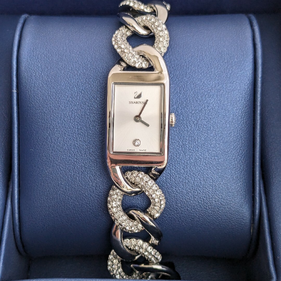 SWAROVSKI(スワロフスキー)の箱付き スワロフスキー SWAROVSKI カクテル Cocktail 腕時計 レディースのファッション小物(腕時計)の商品写真