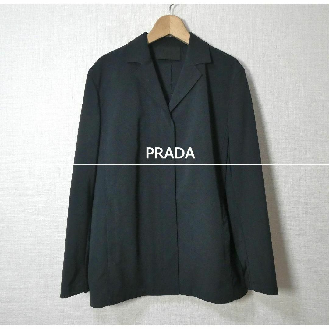 PRADA(プラダ)の美品 PRADA ポリエステル 比翼ボタン ミドル丈 テーラードジャケット レディースのジャケット/アウター(テーラードジャケット)の商品写真