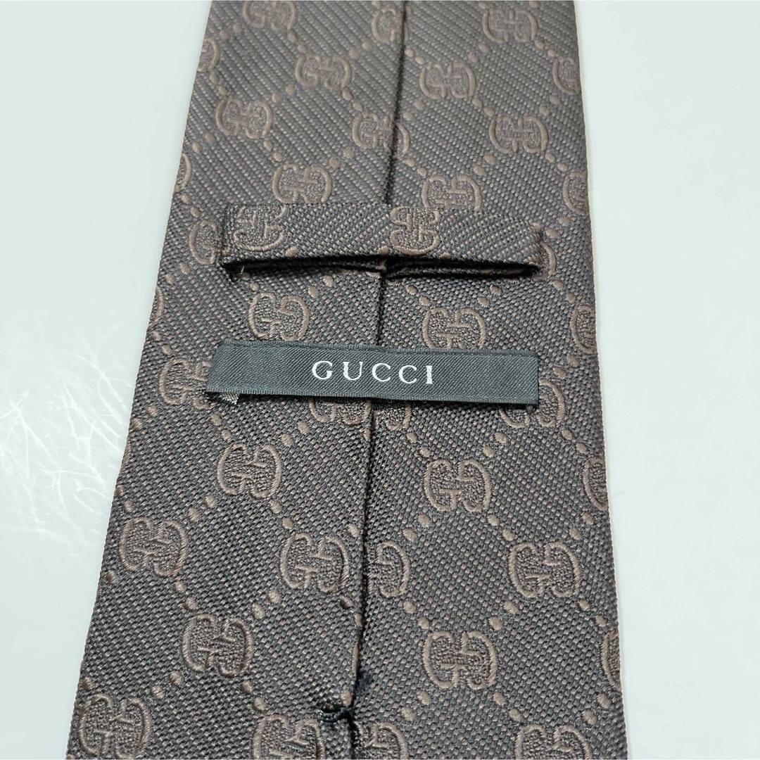 Gucci(グッチ)の美品 グッチ ネクタイ ハイブランド GG柄 GGチェーン柄 インターロッキング メンズのファッション小物(ネクタイ)の商品写真