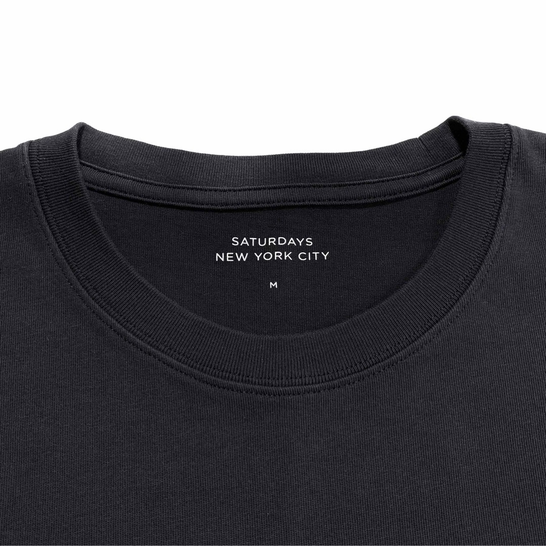 Saturdays NYC(サタデーズニューヨークシティ)の☆良品 サタデーズニューヨークシティ クルーネック プリント ロゴ Tシャツ メンズのトップス(Tシャツ/カットソー(半袖/袖なし))の商品写真