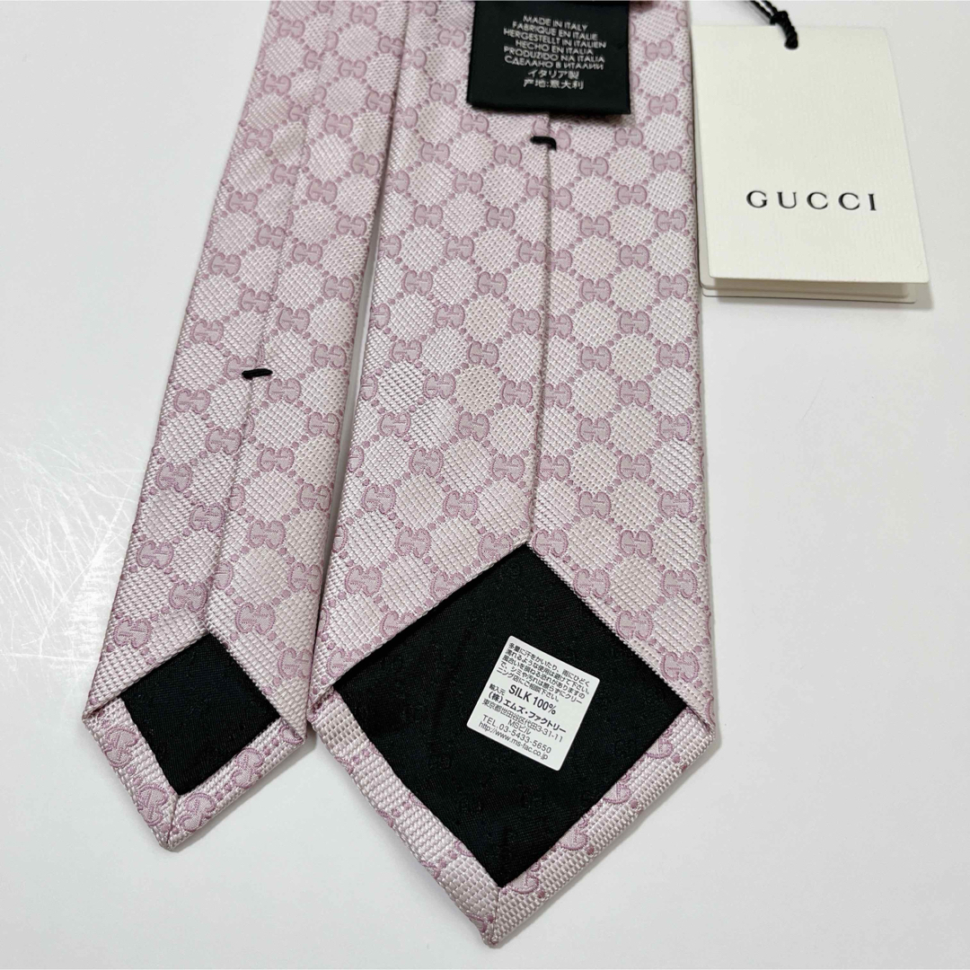Gucci(グッチ)の新品タグ付き 現行 グッチ ネクタイ ハイブランド GG柄 インターロッキング メンズのファッション小物(ネクタイ)の商品写真