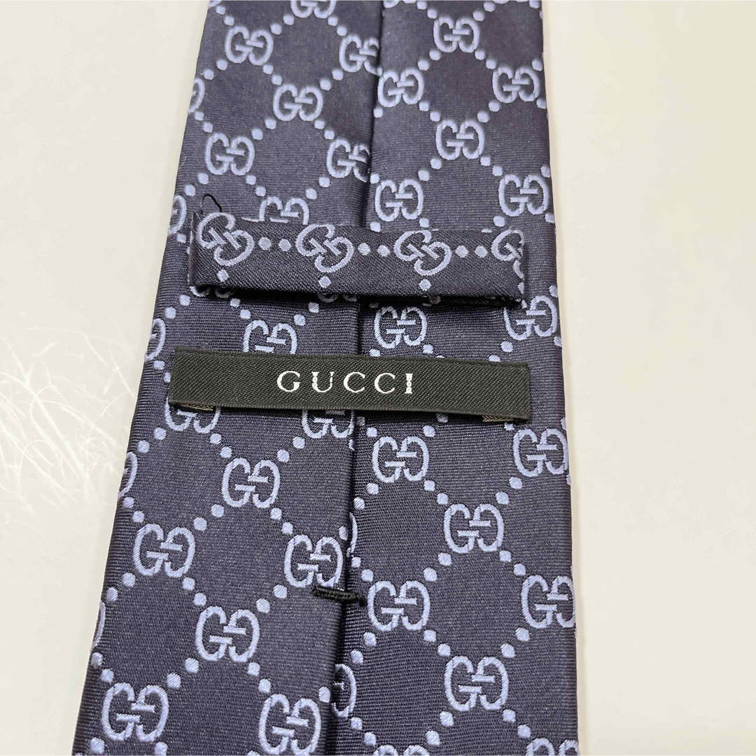 Gucci(グッチ)の美品 グッチ ネクタイ ハイブランド GG柄 GGチェーン柄 インターロッキング メンズのファッション小物(ネクタイ)の商品写真