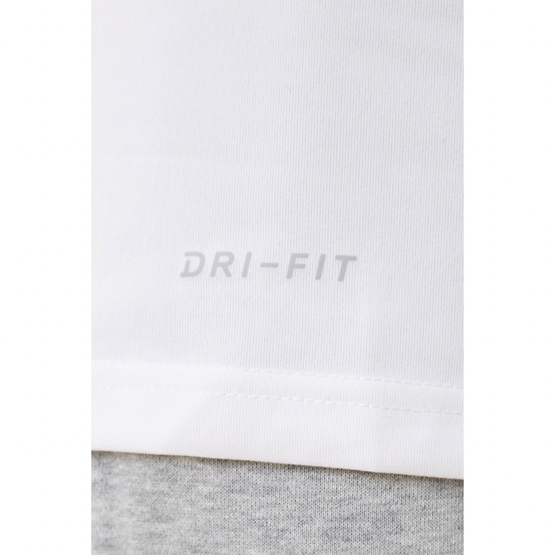 NIKE(ナイキ)のNIKE DRYFIT半袖Tシャツ男女兼用4L新品未使用 メンズのトップス(Tシャツ/カットソー(半袖/袖なし))の商品写真