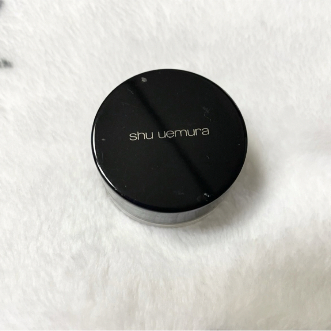 shu uemura(シュウウエムラ)のshu uemura クリームアイシャドウ　ゴールド コスメ/美容のベースメイク/化粧品(アイシャドウ)の商品写真