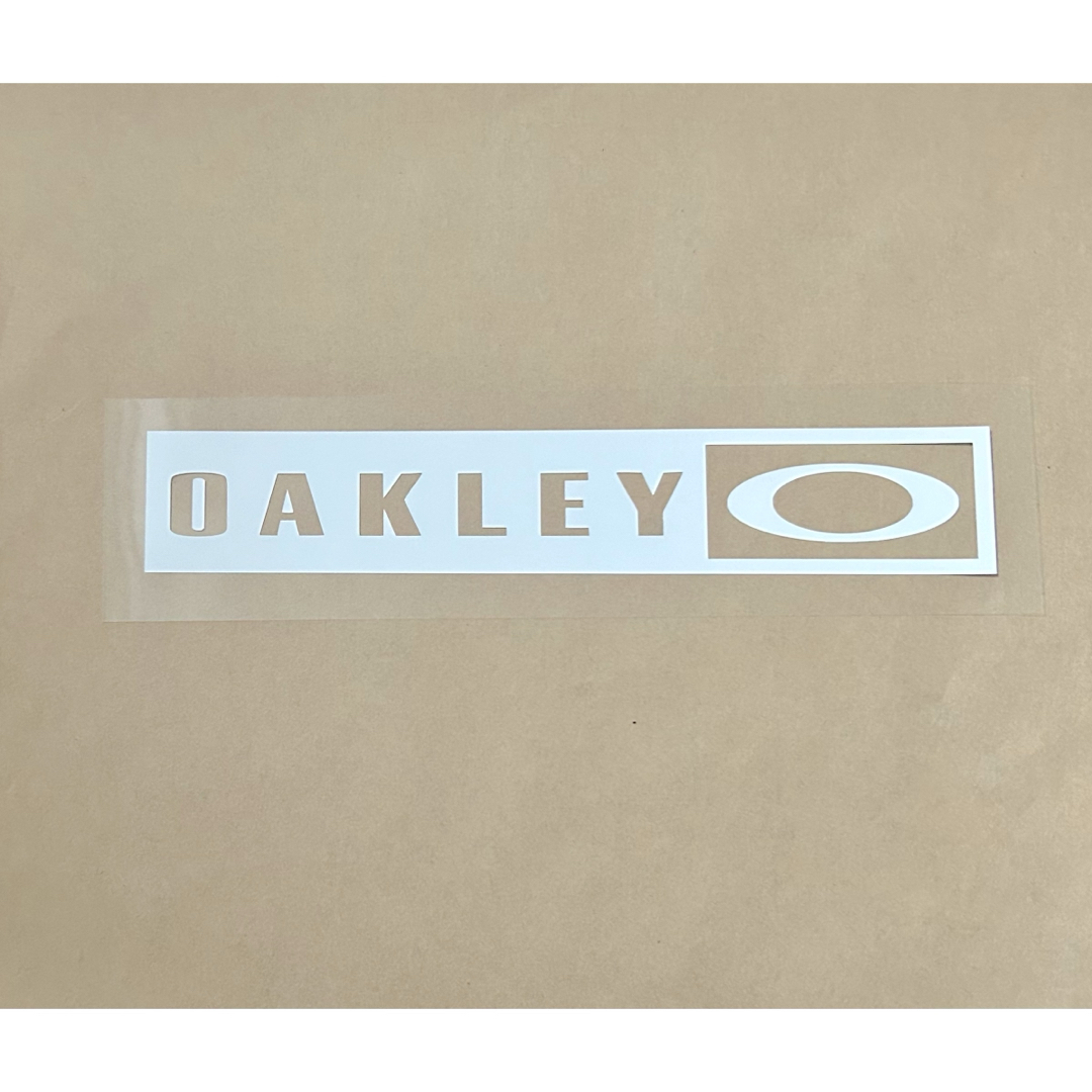 Oakley(オークリー)の[15㎝]OAKLEY オークリー カッティングステッカー◆白マット◆ スポーツ/アウトドアのスポーツ/アウトドア その他(スケートボード)の商品写真
