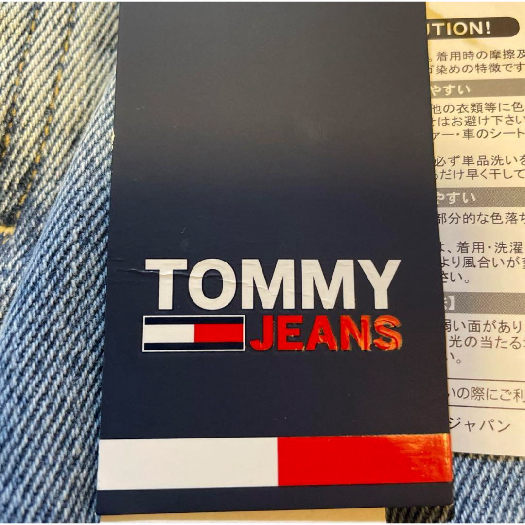 TOMMY JEANS(トミージーンズ)のTOMMY JEANS◆ロゴ ストレートジーンズ 新品未使用 レディースのパンツ(バギーパンツ)の商品写真