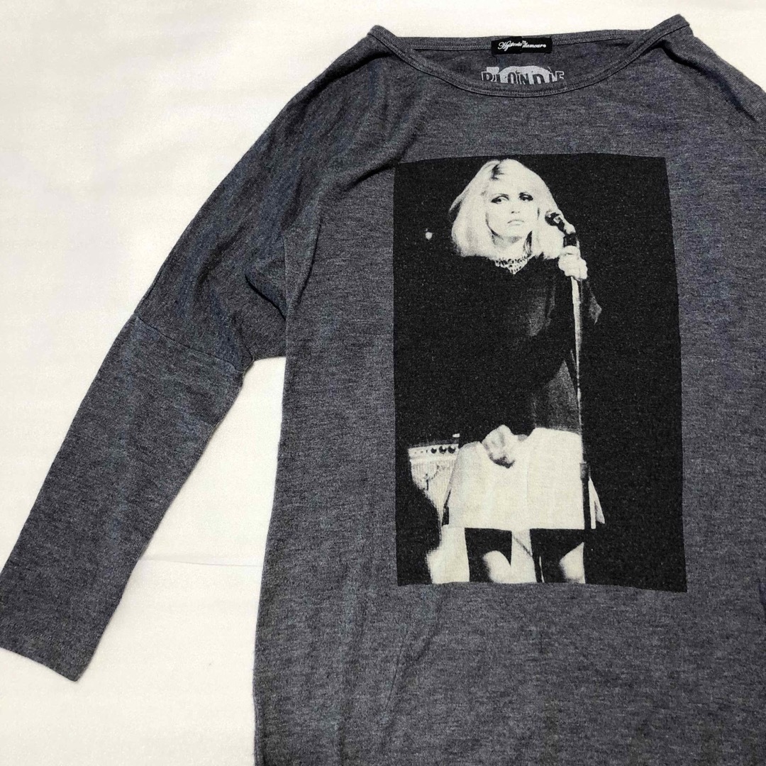 HYSTERIC GLAMOUR(ヒステリックグラマー)の【美品】ヒステリックグラマー×BLONDIE 変形カットソー ロンT 日本製 F レディースのトップス(カットソー(長袖/七分))の商品写真