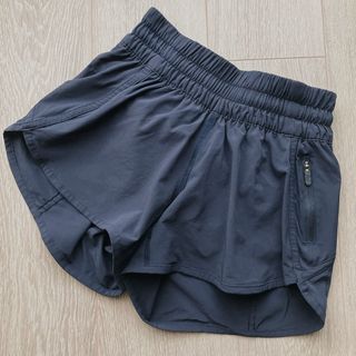 ルルレモン(lululemon)の【lululemon／ルルレモン】　ショートパンツ(ヨガ)