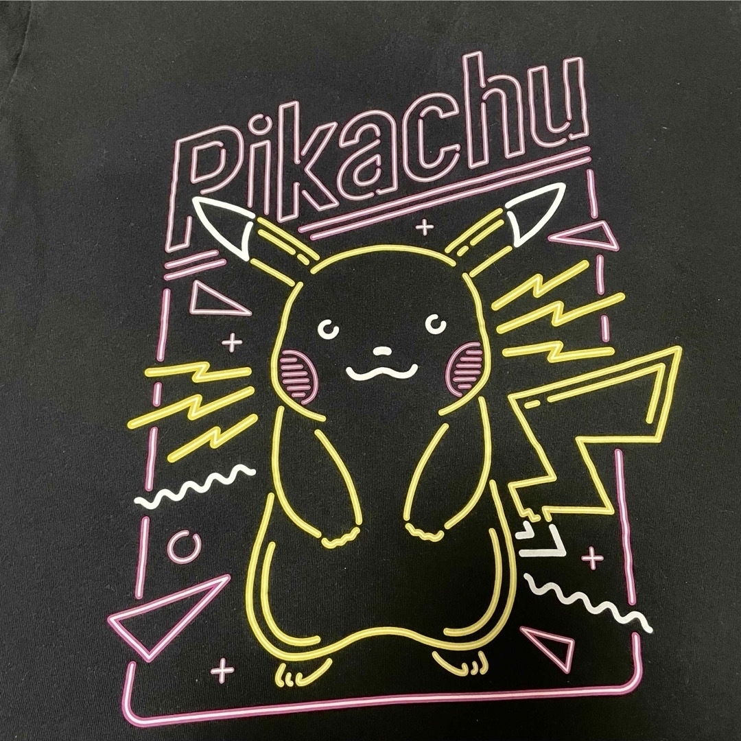 UNIQLO(ユニクロ)のユニクロ　UTGP ポケモン　ピカチュウ  半袖　tシャツ　XL レディースのトップス(Tシャツ(半袖/袖なし))の商品写真