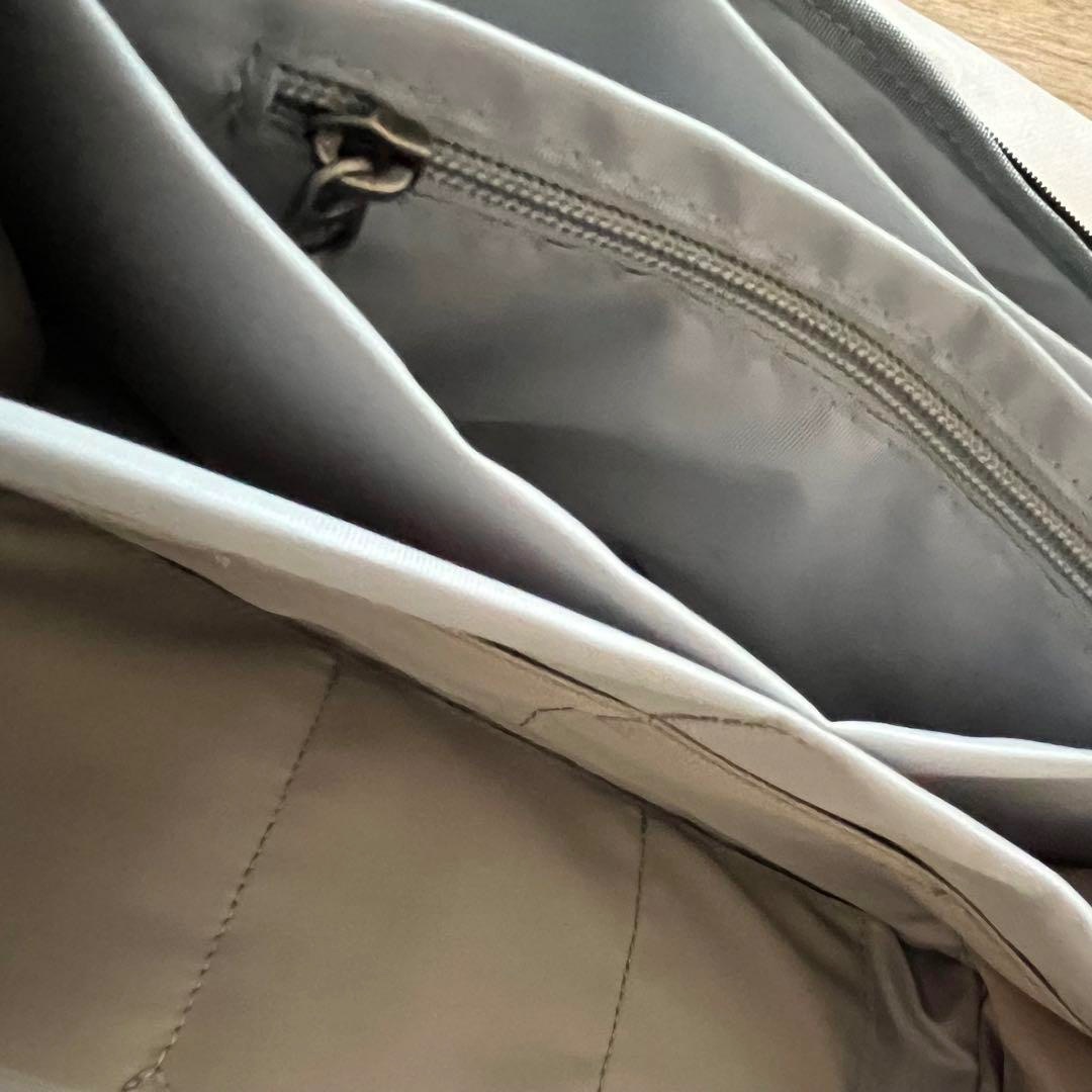 ⭐️⭐️【新品】バッグ  PLUST 持ち手付きブラック 軽量290ｇ メンズのバッグ(トラベルバッグ/スーツケース)の商品写真
