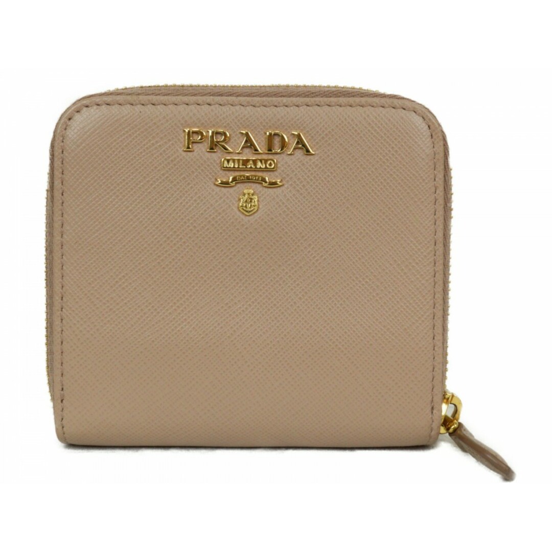 PRADA(プラダ)の【箱・ギャラあり】PRADA　プラダ　サフィアーノ二つ折り財布　1ML522　コンパクトウォレット　ベージュ　シンプル　レディース　ギフト　プレゼント包装可【中古】松前R56号店 レディースのファッション小物(財布)の商品写真