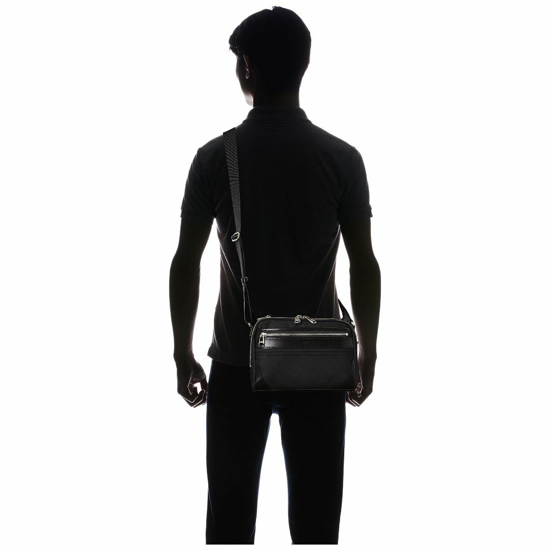 【色: ブラック】[ウルティマ トーキョー] ショルダーバッグ コットン帆布×牛 メンズのバッグ(その他)の商品写真