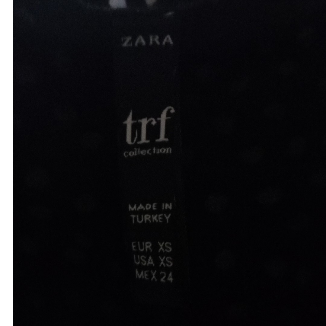ZARA(ザラ)のzara  ポルカドットジャンプスーツ レディースのパンツ(オールインワン)の商品写真