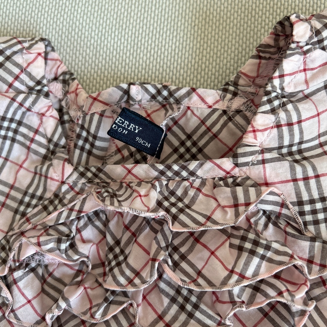 BURBERRY(バーバリー)のBurberry ワンピース　90 キッズ/ベビー/マタニティのキッズ服女の子用(90cm~)(ワンピース)の商品写真