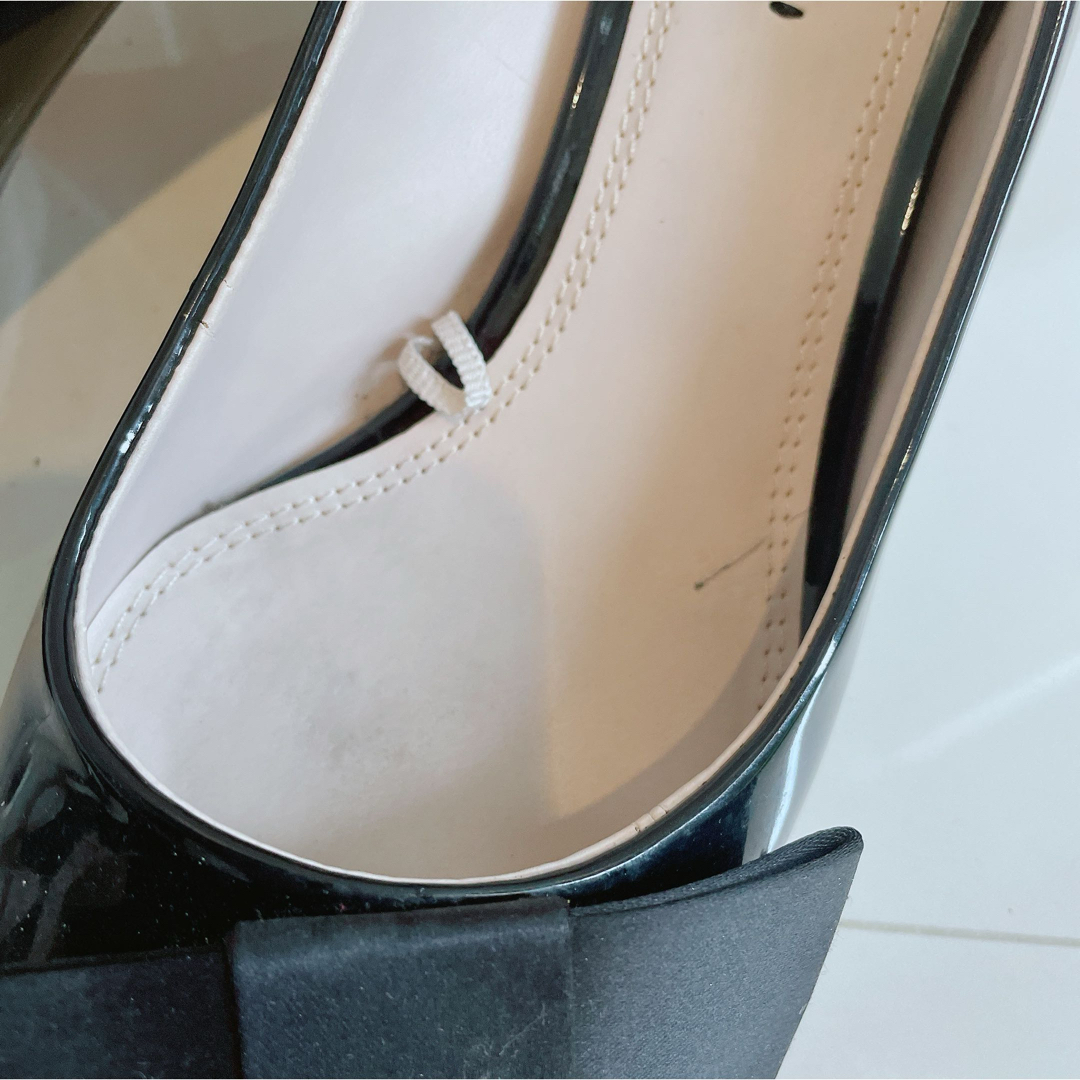 ZARA(ザラ)のZARA ザラ  エナメルパンプス　フォーマル　リボン  サイズ38 24.5㎝ レディースの靴/シューズ(ハイヒール/パンプス)の商品写真