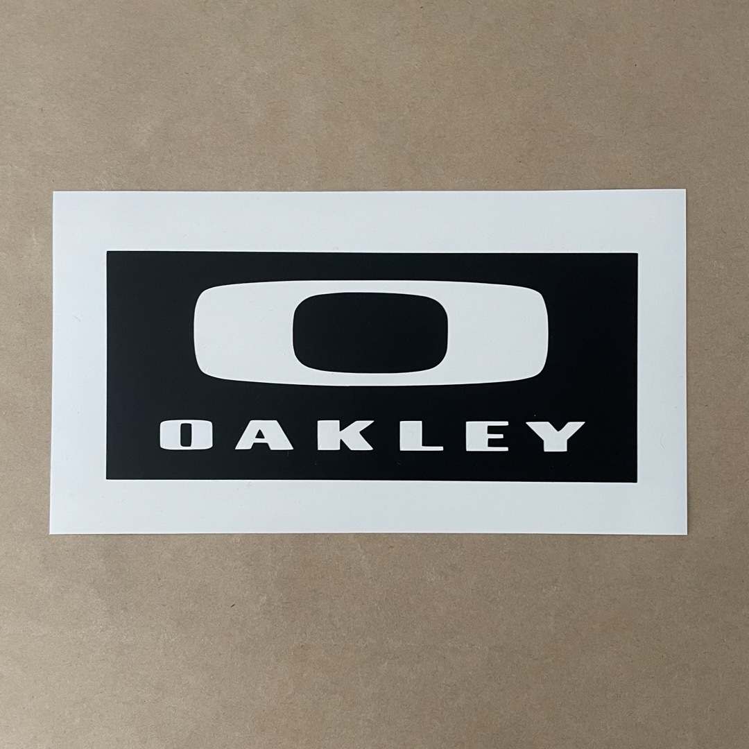 Oakley(オークリー)の[15㎝]OAKLEY オークリー BOXカッティングステッカー◆黒マット◆ スポーツ/アウトドアのスポーツ/アウトドア その他(スケートボード)の商品写真