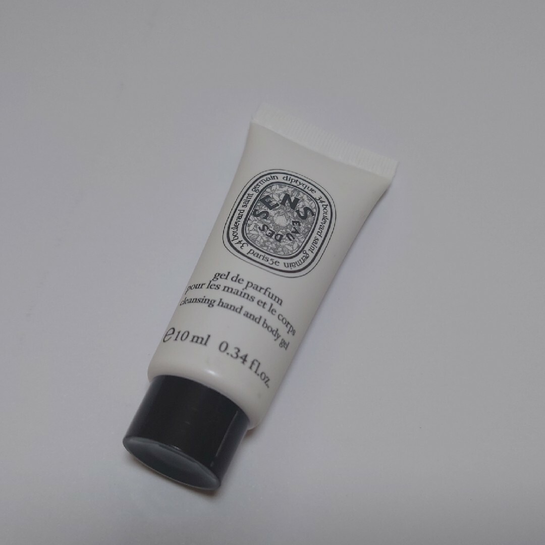 diptyque(ディプティック)のdiptyque　ディプティック　オー デ サンス　ウォッシュジェル　サンプル コスメ/美容のボディケア(ボディソープ/石鹸)の商品写真