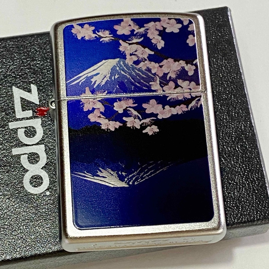 ZIPPO(ジッポー)のZIPPO 逆さ富士 サテンクローム 富士山 桜 和柄 ジッポー オイルライター メンズのファッション小物(タバコグッズ)の商品写真