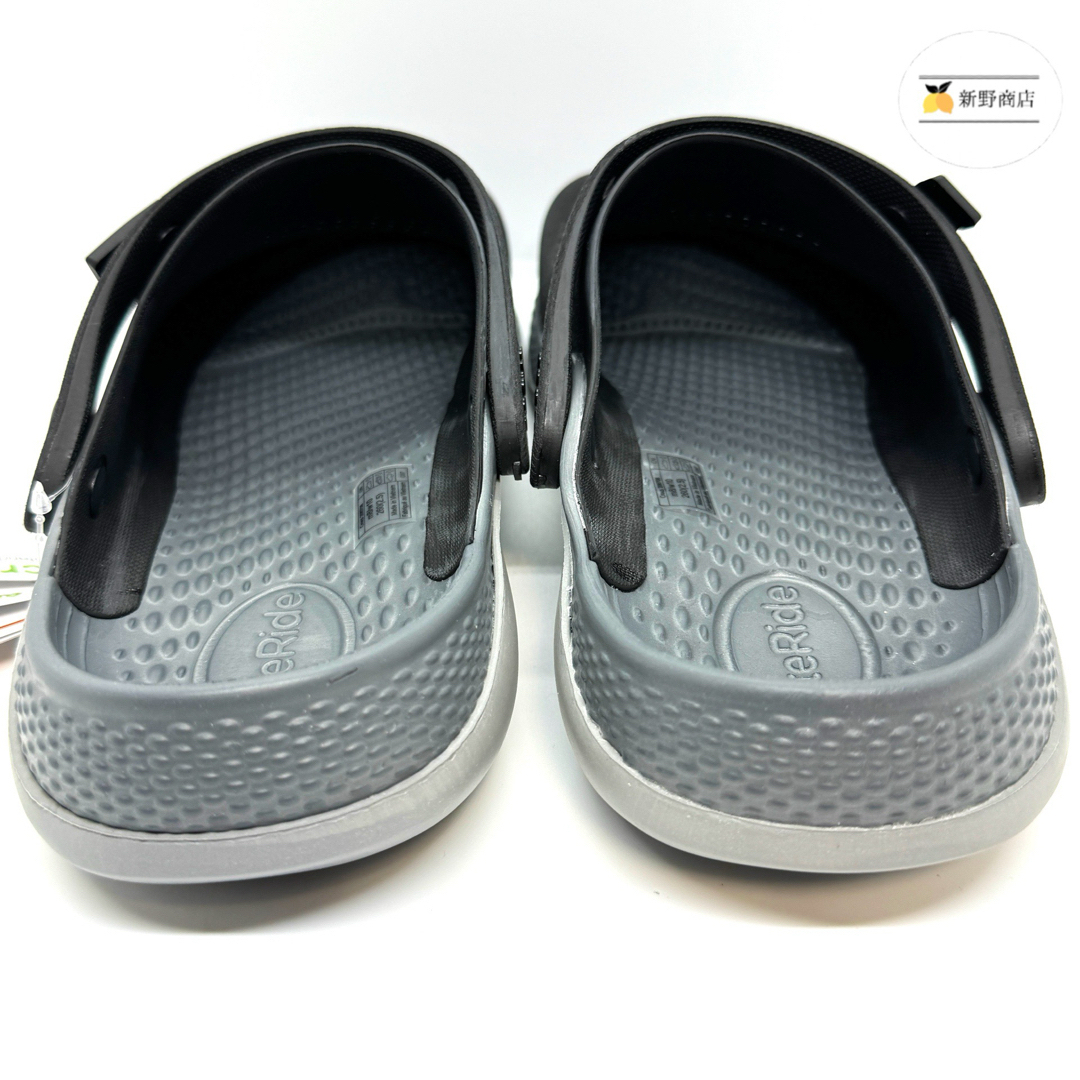 crocs(クロックス)の【新品未使用】 クロックス ライトライド ブラックM8/W10 26cm メンズの靴/シューズ(サンダル)の商品写真