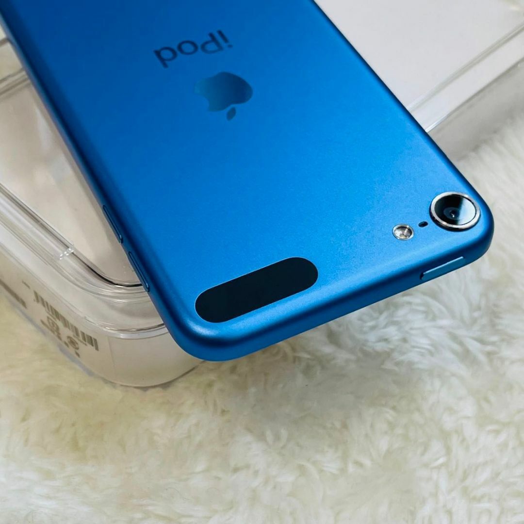 Apple(アップル)の【新品同様品】iPod touch 第7世代 32GB ブルー MVHU2J/A スマホ/家電/カメラのオーディオ機器(ポータブルプレーヤー)の商品写真