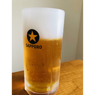 食品サンプル　ビール　サッポロ　黒ラベル　ジョッキ　水滴付き(その他)